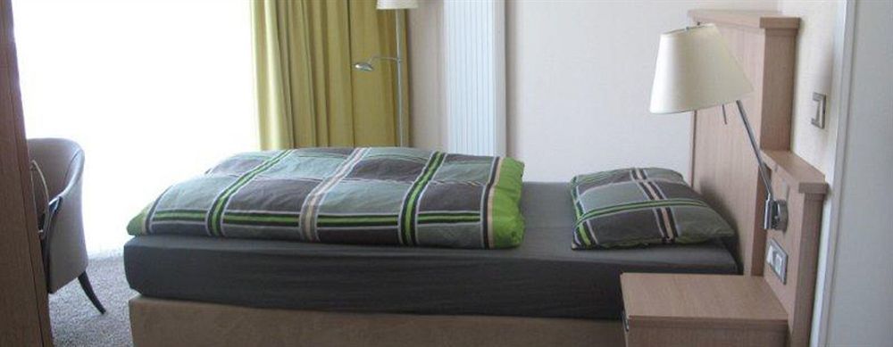 Be Bio Hotel Be Natural - Direkt Am Wasser 通宁 外观 照片